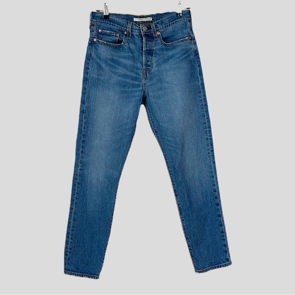 LEVI’S Premium Wedgie Icon Fit Jeans in These Dreams, 27 - Picture 16 of 16